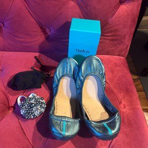 NIB New In Box Tieks Tahitian Pearl WOMENS size 13 Limited Edition